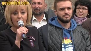 Нов политико-музикален дует – Криско и Мая Манолова (Господари на Уеба)