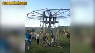 Нелепици, възможни само на Балканите (видео)