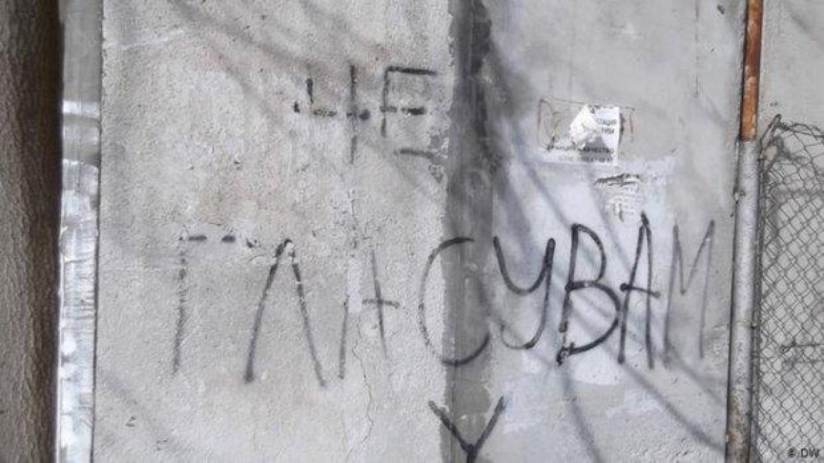 Защо не гласувам: трима млади българи разказват