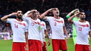 Турските футболисти отново козируваха на терена