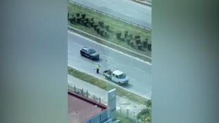 Скоростно запълване на дупки с риск за живота по бул. "България" в София (видео)