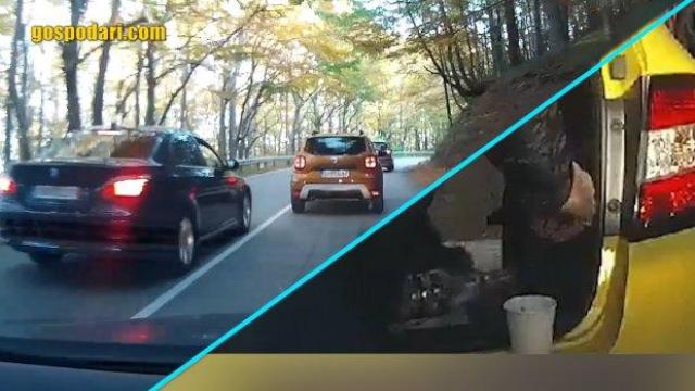 ТариКАТ Парад: полицаи и таксиджия, хванати в издънка (видео)