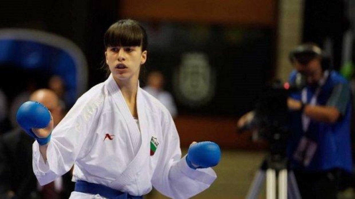 17-годишна българка оглави световната вечна ранглиста по карате
