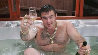Лото-милионер прахоса 22 милиона за наркотици, алкохол и жени