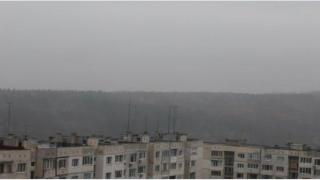 В няколко квартала на София въздухът е силно замърсен