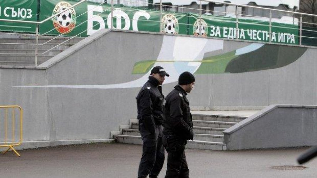 УЕФА праща свой агент в София да провери за държавна намеса във футбола ни