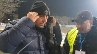 Изгониха Томислав Русев и "Бутонките..." от Герена (видео)
