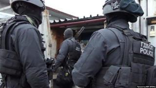 От "мутренския период" към "белите якички": Как изглежда организираната престъпност в България днес?