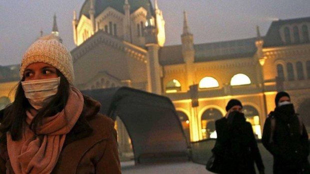 Установиха, че въздухът на Лондон е еквивалентен на изпушването на 150 цигари за година