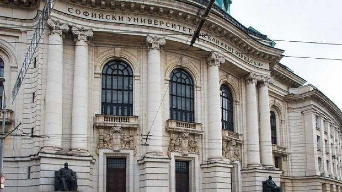 Кои са най-предпочитаните висши училища и най-високо платените специалности у нас?