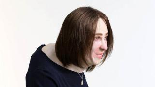 Как ще изглеждаме, ако 20 години работим на бюро в офис (видео и снимки)