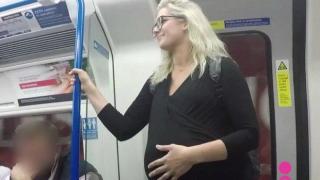 Експеримент с бременна жена в метрото показа шокиращи резултати (видео и снимки)