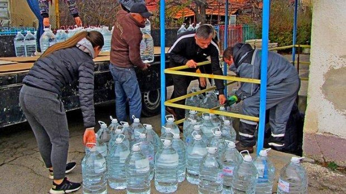 Перничани с още по-строг режим на водата - 8 часа на денонощие