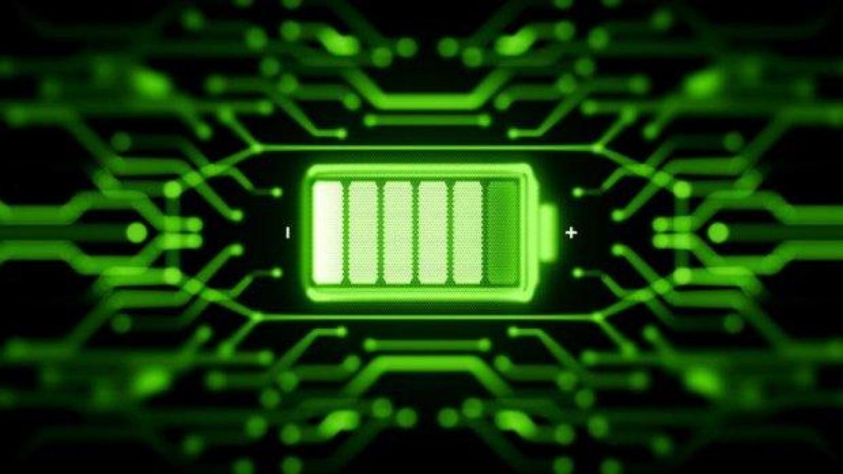 Смартфон издържа 5 дни с нов вид батерия, 4 пъти по-мощна от литиево-йонната