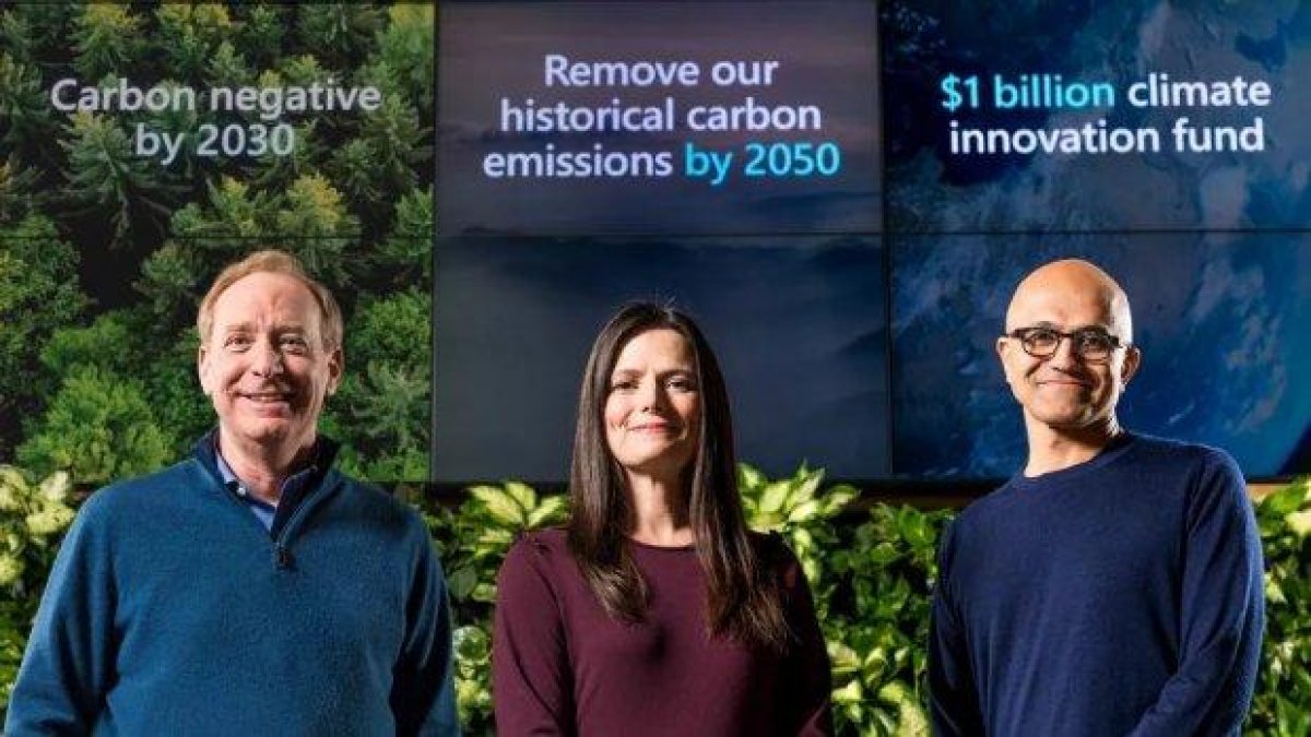 От Microsoft планират да премахнат целия въглероден диоксид, който някога са изпускали в атмосферата