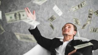 2153 милиардери притежават повече пари, отколкото 60% от населението на планетата
