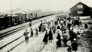 Какво преживях в Аушвиц. Записките на 14-годишната Шайнди