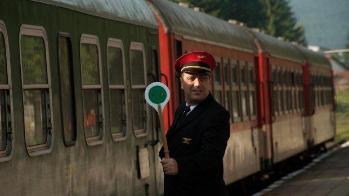 Българската теснолинейка е най-предпочитаната жп дестинация в Европа, според "Гардиън" (снимки)