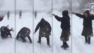 Дагестански баби щуреят като деца в снега (видео)