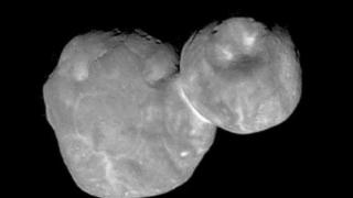 Космическа скала с форма на снежен човек може да е дала живот на Земята