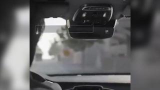 Сензори в автомобила реагират, ако караш пил, намаляват скоростта и помагат при паркиране (видео)