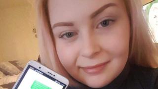 Млада майка изпрати погрешка смущаващо съобщение с интимни подробности на доставчик