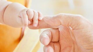 6-седмично бебе почина от коронавирус в САЩ
