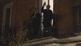 Обявиха извънредно положение в Испания, а хората в Мадрид  аплодират лекарите от балконите си