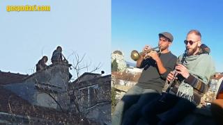 С музика от покриви и балкони борим коронавируса и в България (видео)