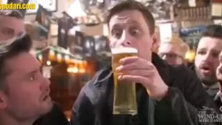 Как ще влезем за пръв път в бара след края на изолацията (видео)