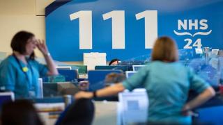 Мрачен рекорд във Великобритания: 854 смъртни случая за ден, общият брой достигна 6 277