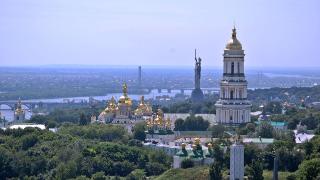 Православен манастир в Украйна пламна с коронавирус: 90 монаси са заразени, двама починаха
