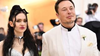 Бебето на Илън Мъск и Граймс вече официално носи името X Æ A-XII Мъск