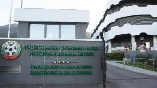Футболните фенове излизат на протест срещу БФС