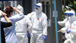 Южна Корея ще връща ограниченията заради коронавируса след бум на новозаразените (снимки)