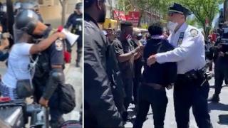 Полицаи в САЩ  коленичат и прегръщат протестиращи в знак на солидарност с тях (видео и снимки)
