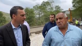 Бойко Борисов: "Ние в ГЕРБ сме само жени. Дет‘ се вика тук-таме мъж, ма и той – жена" (видео)