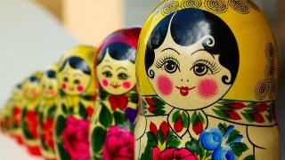 Руснаци се отказват от руските си паспорти от страх и срам
