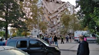Мощно земетресение от 7 по Рихтер в Егейско море предизвика разрушения и жертви в Турция (видео и снимки)