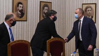 Румен Радев отказа да присъства на клетвата на новоизбраните съдии в Конституционния съд