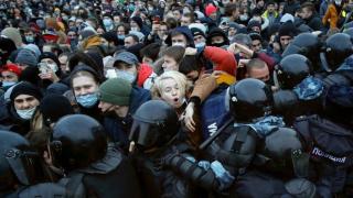 Русия е арестувала над 3650 души на протеста за Навални, сред които и 300 деца