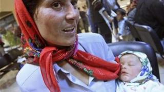 Чудовищна практика: стотици ромски жени са били стерилизирани в Чехословакия