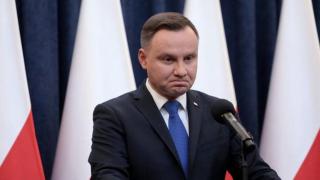 Полски писател може да лежи в затвора, след като нарече президента "дебил"