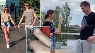 Двамата влюбени, прекарали  оковани заедно 123 дни, се разделиха на мига, щом бяха освободени (видео)
