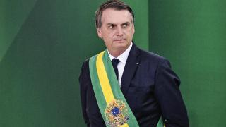 Бразилският президент Болсонаро влезе в болница след 10 дни хълцане
