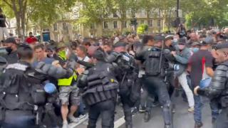 Срещу какво точно протестират недоволните от мерките срещу Covid-19?