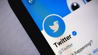 Twitter въвежда платен абонамент за следването на инфлуенсъри