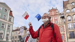 Съдът на ЕС глоби Полша с 1 млн. евро на ден заради спорната съдебна реформа