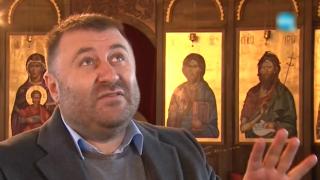 Мюсюлманин реставрира 12 църкви у нас (видео)