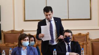 Бащата на Новак Джокович сравни задържането на сина му в Австралия с разпъването на Исус Христос